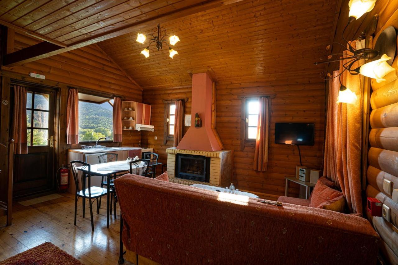 Chalet Likouresi Village 카페니시온 외부 사진