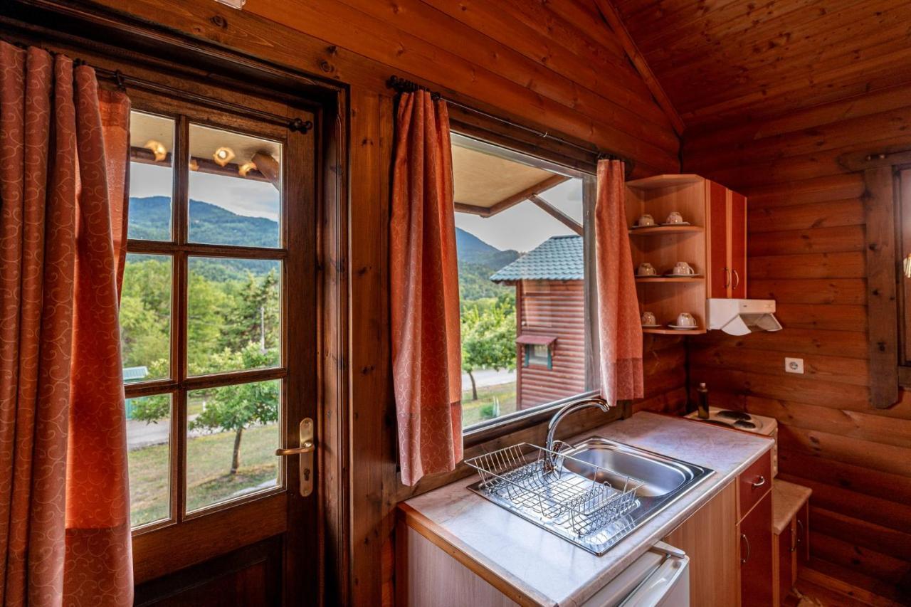 Chalet Likouresi Village 카페니시온 외부 사진